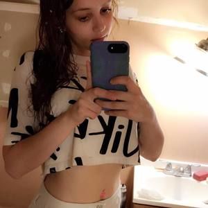 Meet your Posher, Destiny